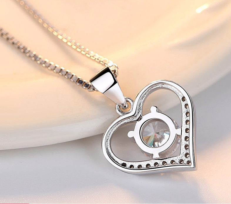 Pendant Necklace Sterling Silver Plated Love Heart Cubic Zirconia CZ 18" Gift1