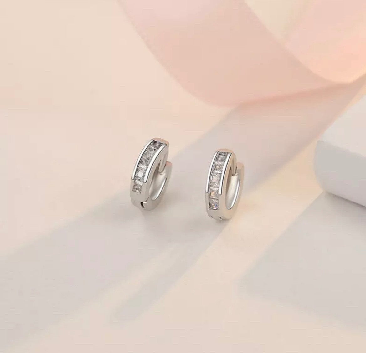 925 Sterling Silver Plated Square CZ Huggie Hoop Earrings Women Men4