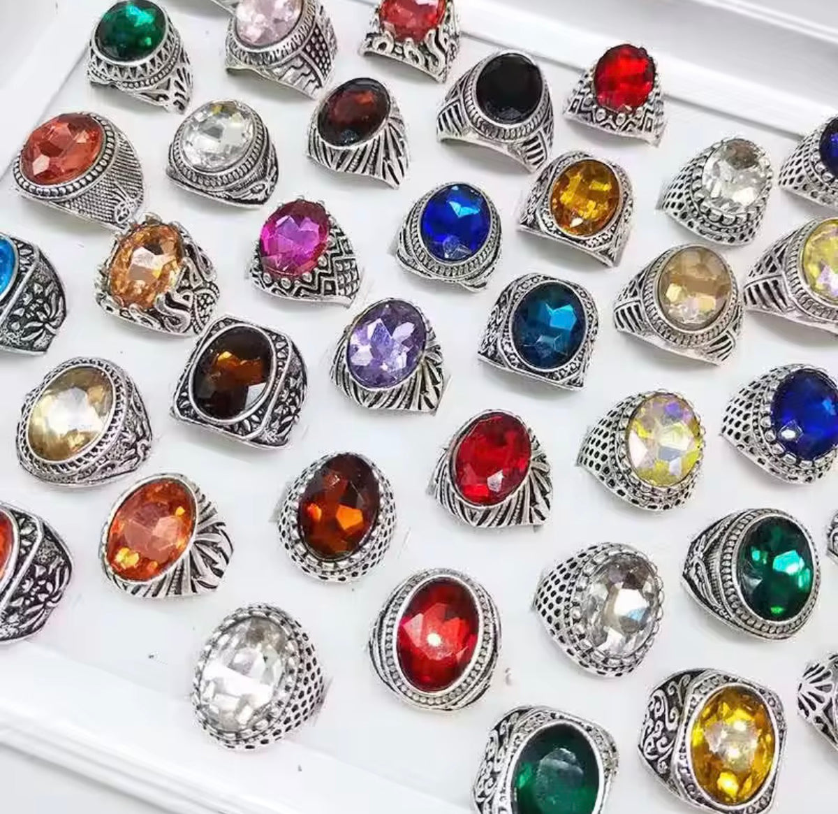 Variety Ring Tray Colorful rings 100pcs