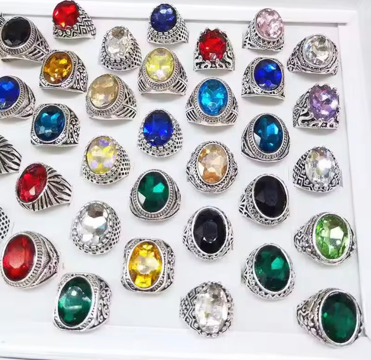 Variety Ring Tray Colorful rings 100pcs